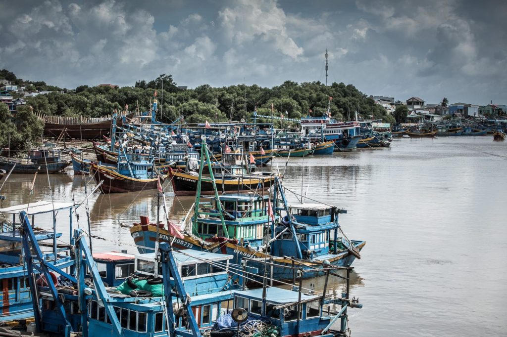 Bertl-Jost-Kambodscha-Vietnam-Fotos-Schiffe