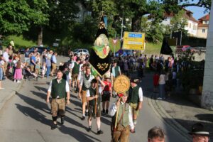 2024-06-19-Volksfest-Isen-Eroeffnung-174