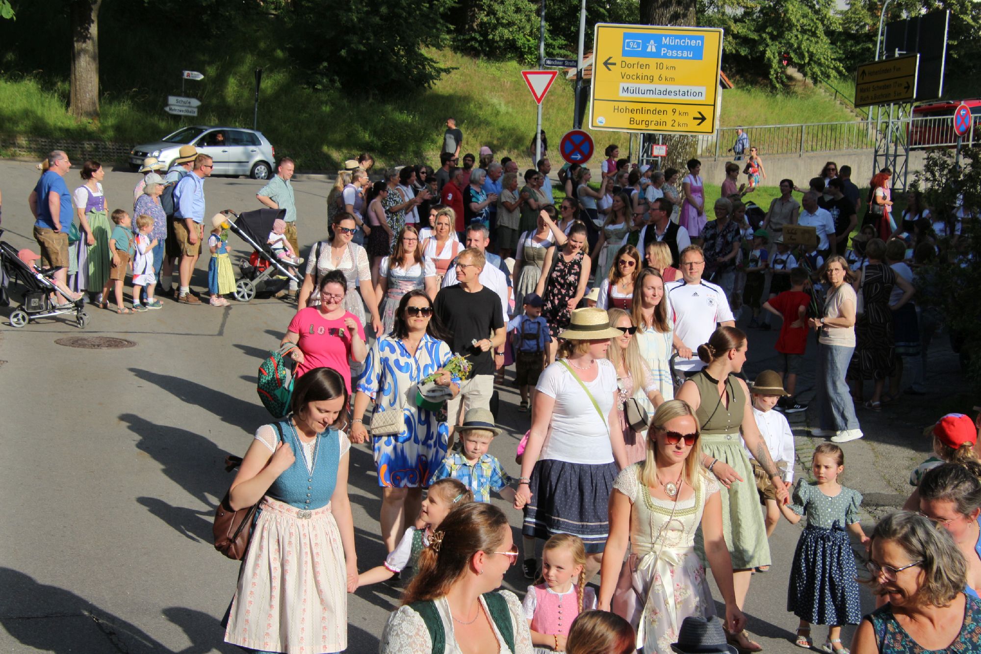 2024-06-19-Volksfest-Isen-Eroeffnung-330