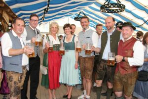 2024-06-19-Volksfest-Isen-Eroeffnung-480