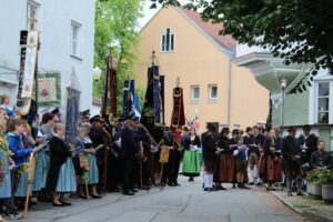 2024-06-23-Volksfest-Sonntag-AKUV-Isen-121