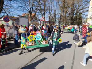 2025-03-04 Faschingsumzug Isen (27)